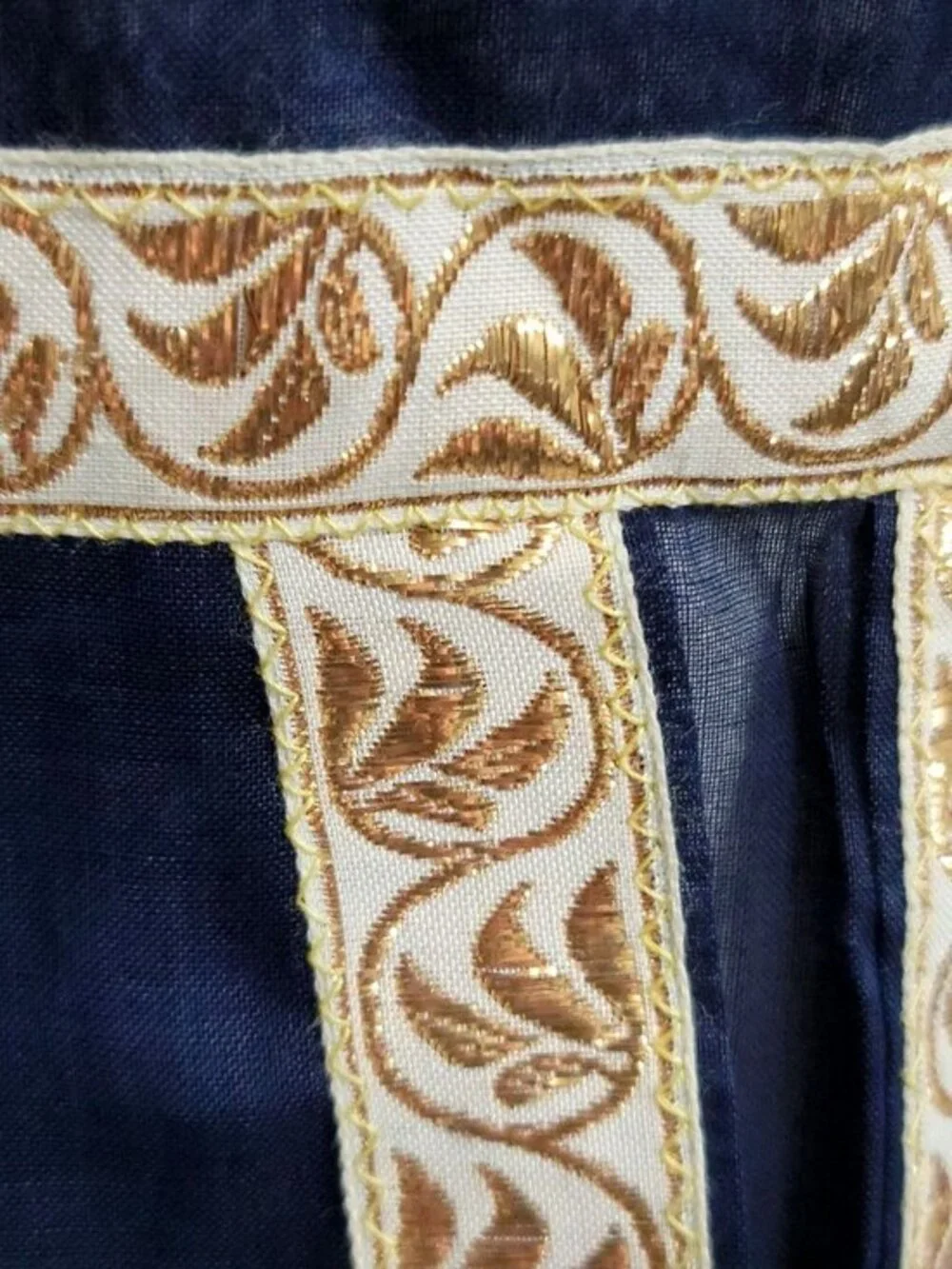 Vintage Apron Sheer Waist Tied Blue White
